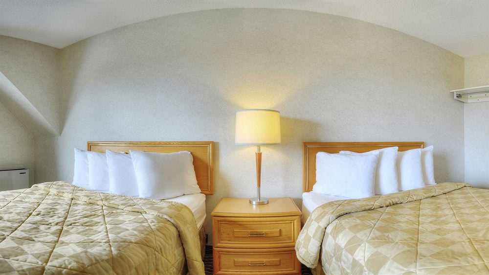 Comfort Inn Airport Dorval Exterior foto